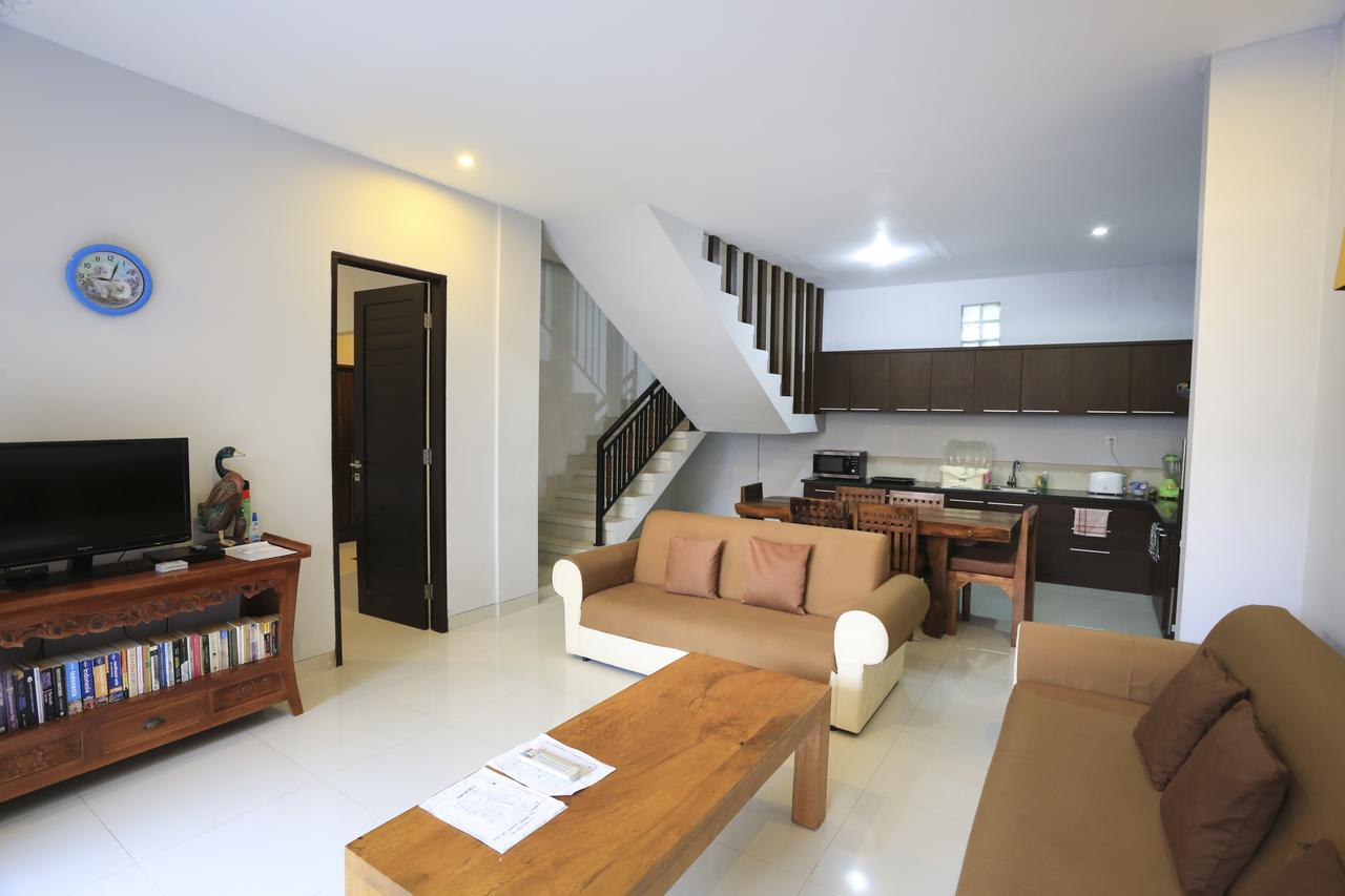 Nyoman Villa Sanur Esterno foto